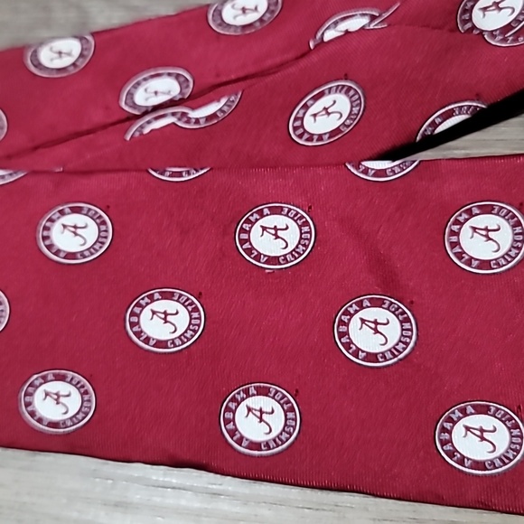 Alabama Crimson Tide MENS Tie - Picture 3 of 8
